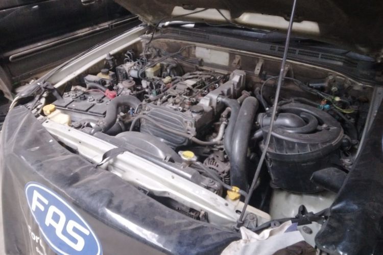 Ford Ranger punya tampilan yang kekar dan gagah, namun pandangan masyarakat menilai sulit merawat mobil keluaran Amerika Serikat ini karena suku cadangnya mahal.(KOMPAS.com/Gilang)  