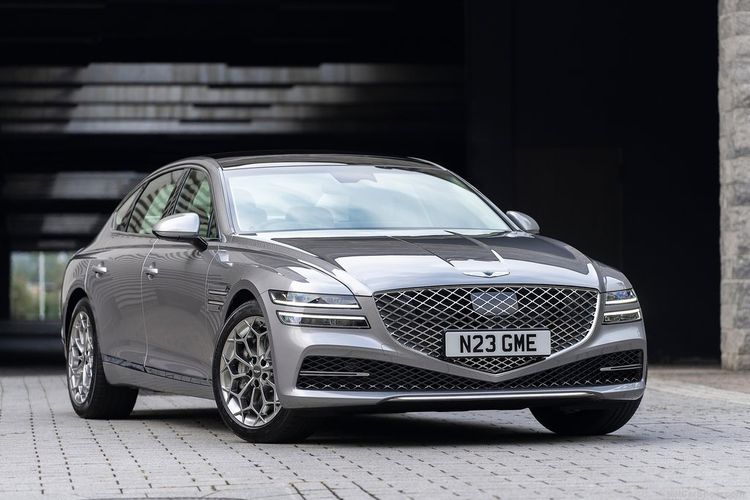 Mobil listrik mewah Genesis G80(netcarshow.com)  