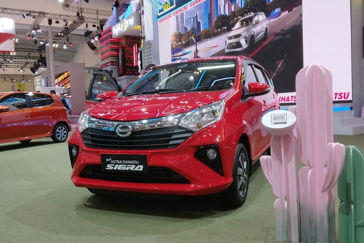 Daihatsu Sigra di Gaikindo Indonesia International Auto Show (GIIAS) 2021.(KOMPAS.com/Gilang)  