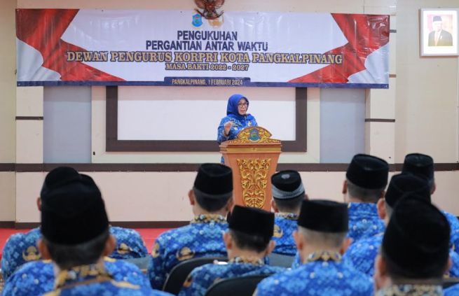 Pj Walikota Lusje Hadiri Pengukuhan PAW Dewan Pengurus KORPRI