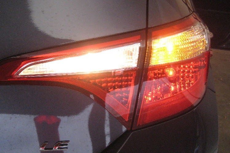 Lampu sein mobil(-) 