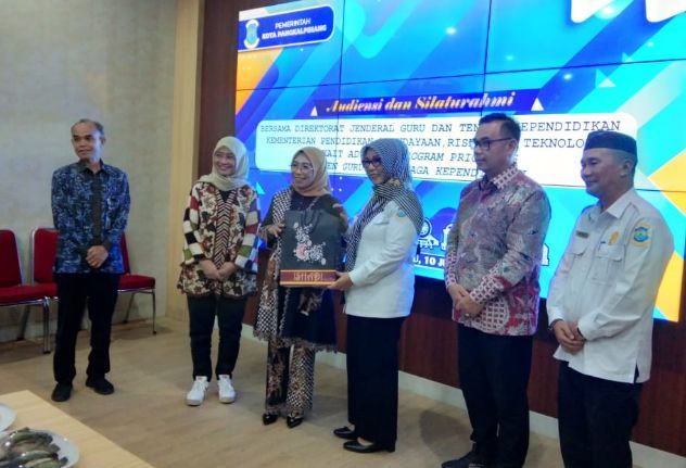 Pj Walikota Lusje Terima Kunker Kemendikbud Ristek