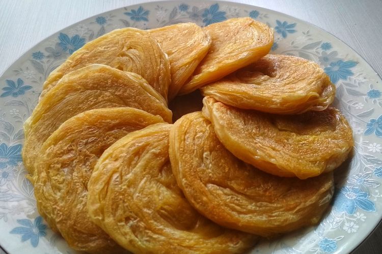 Adonan roti canai atau roti maryam bisa disimpan hingga besok. 