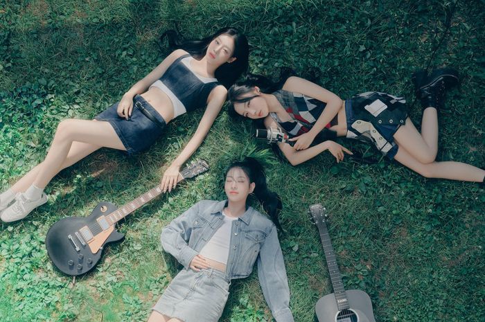 Aran, Saena, dan Sio eks FIFTY FIFTY resmi debut kembali sebagai ablume