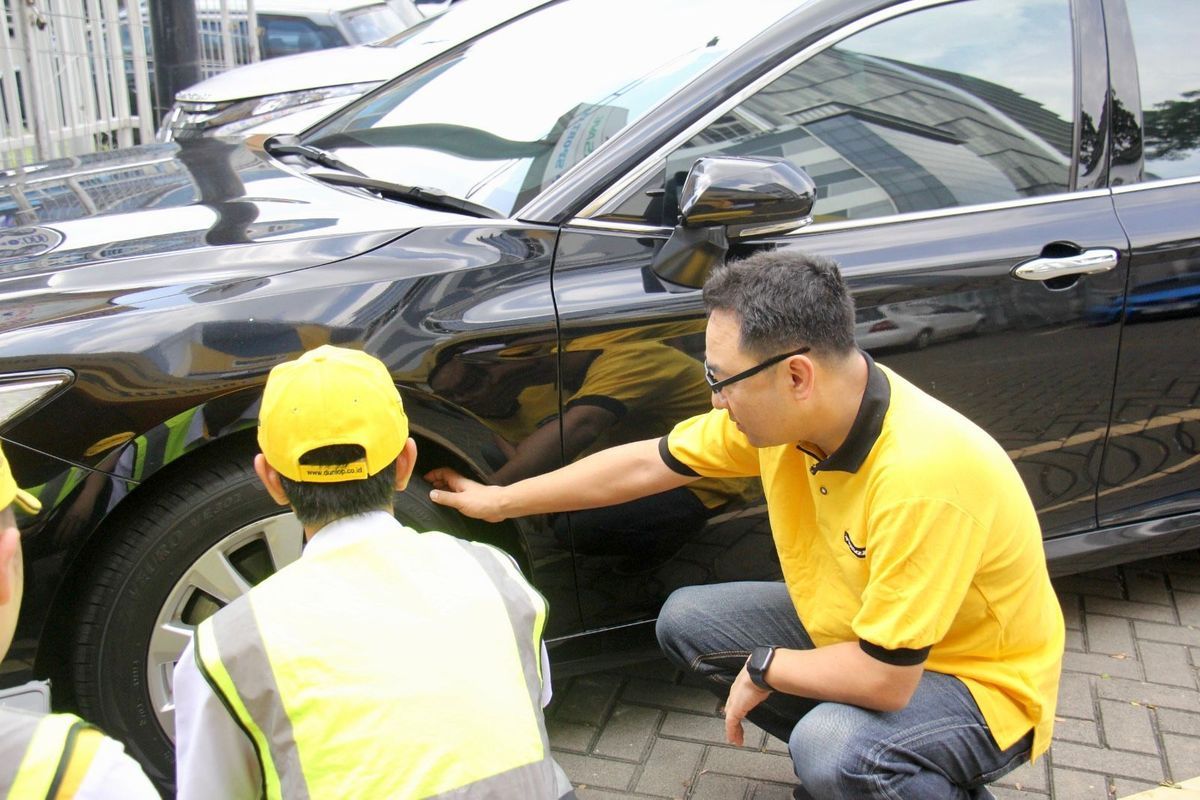 Ilustrasi perawatan ban mobil(Dok. Dunlop Indonesia)  