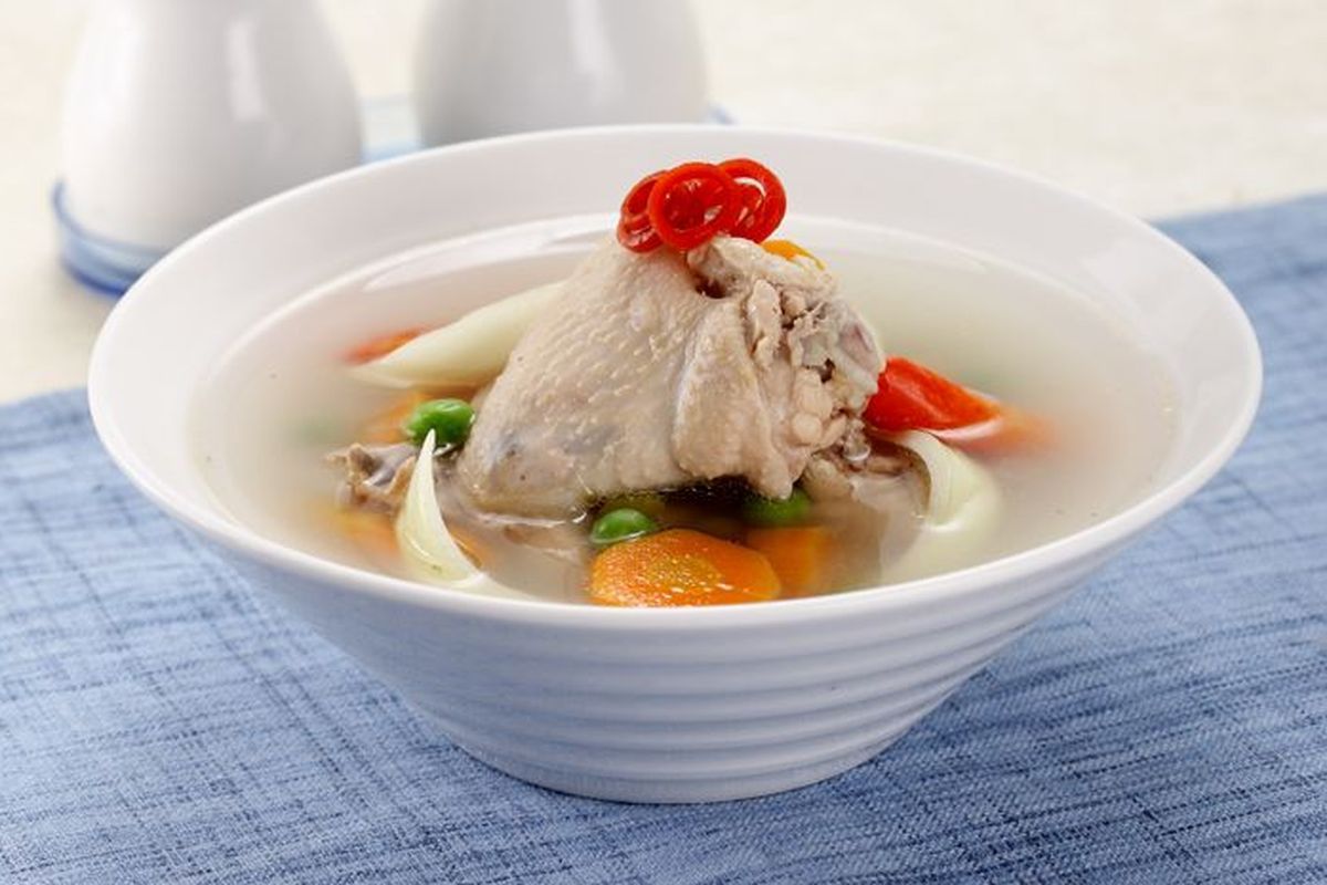 Sop ayam jahe.   
