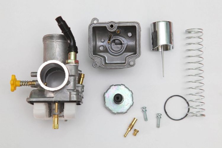 Komponen karburator pada motor.(Suzuki)  