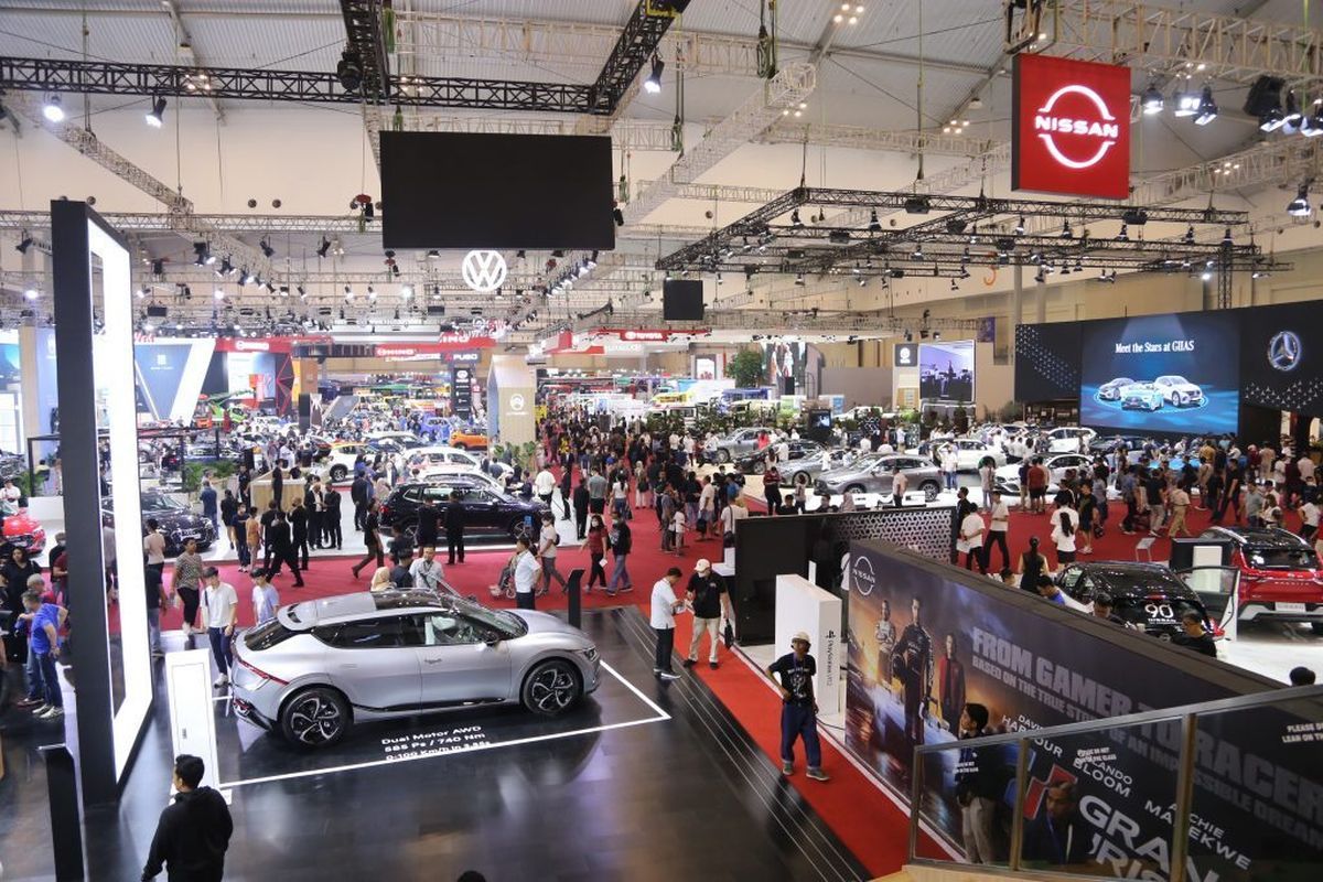 Ilustrasi pameran otomotif.(GIIAS 2024)  