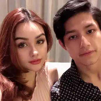 5 Seleb dan Ibu Sambung Ini Usianya Tak Terpaut Jauh, Ada yang Lebih Muda!