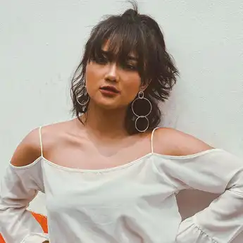 Lirik Lagu 'Rayu', Kolaborasi Marion Jola dengan Laleilmanino