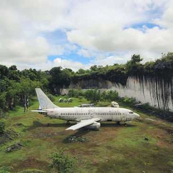 Berani Datang Sendiri? Ini 3 Tempat Terangker di Bali, Salah Satunya di Bangkai Pesawat