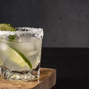 6 Minuman Sehat yang Bisa Bantu Turunkan Berat Badan          