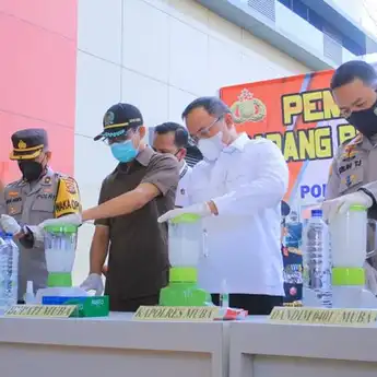 Musnahkan BB Narkoba, Bupati DRA: Paling Penting Bentengi Warga Muba