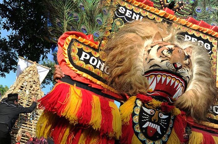 Pernah Diakui Malaysia, Selangkah Lagi Reog Ponorogo Tercatat UNESCO ...