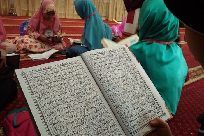 Hukum bacaan iqlab dalam tajwid