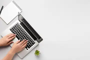Ilustrasi cara log out akun Google di laptop.