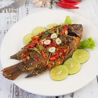 Resep Membuat Gurame Sambal Cobek yang Pedas Nikmat, Catat Bahannya
