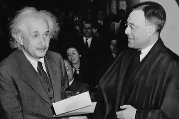 Inilah deretan tanggal lahir yang punya IQ tinggi kayak Albert Einstein
