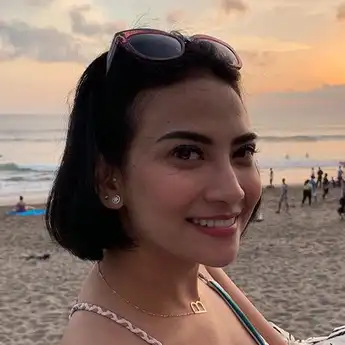 Baru Sebulan Jadi Youtuber, Vanessa Angel Raup Penghasilan Rp172 Juta