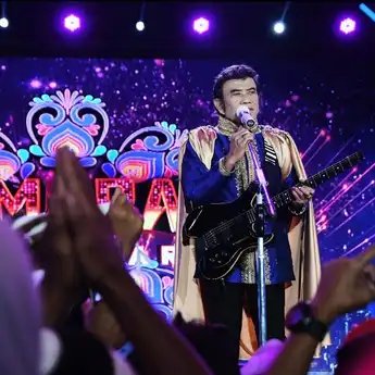 Berikut Lirik Lagu 'Pertemuan' By Rhoma Irama Feat Noer Halimah