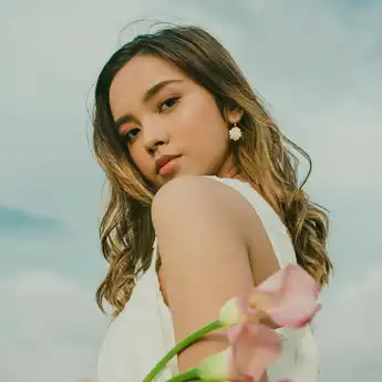 Lirik Lagu Tentang Kamu – Lyodra, Ternyata Aku Tak Bisa, Lengkap Official Lyric Video