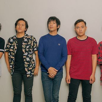 Lirik Lagu dan Kunci Gitar D'Masiv - Cinta Ini Membunuhku