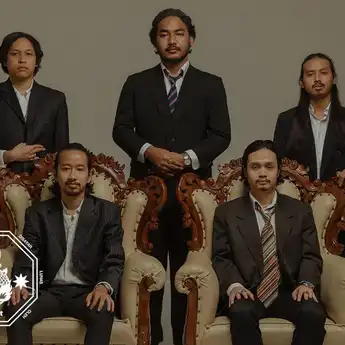Lirik Lagu Komodifikasi - Feast, Selamat Datang di Tingkat Tertinggi