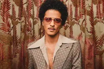 Lirik dan Terjemahan Lagu The Lazy Song - Bruno Mars, Viral di TikTok