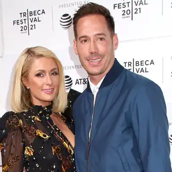 Paris Hilton Diduga Hamil Anak Pertamanya dengan Tunangannya Carter Reum