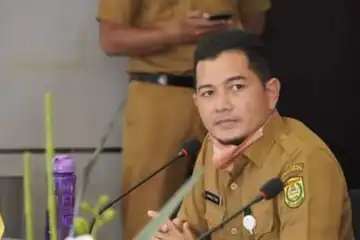 Ichrom Muftezar, Kepala Dinas Perdagangan dan Perindustrian (Disperdagin) Banjarmasin
