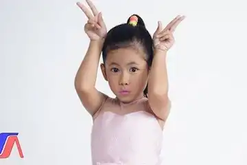 Lirik lagu minum susu rasa semangka, 'Enak Susunya' milik Faiha yang viral di TikTok.