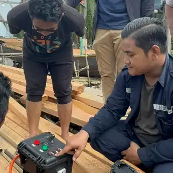 Edukasi Konversi BBM ke Listrik bagi Nelayan : PLN Buka Wawasan dan Peluang Hemat Energi di Sungai Kakap