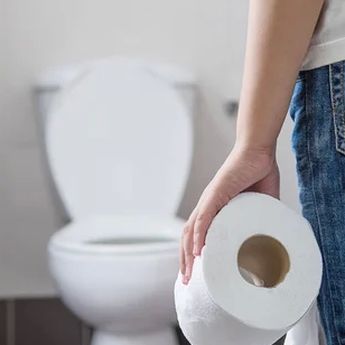 4 Arti Mimpi Buang Air Besar di WC, Ternyata Bisa Jadi Tanda Refleksi Diri?