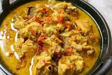 Illustrasi Ayam Kari yang Lezat dan Menggugah Selera