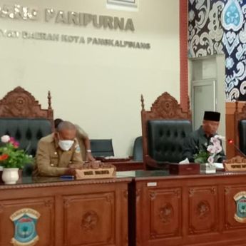 DPRD Pangkalpinang Gelar Rapat Rapat Paripurna Kelimabelas Masa Persidangan II Tahun 2021