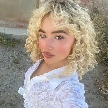 Makna Lagu Manchild Sabrina Carpenter yang Lagi Viral di Medsos