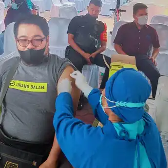Sentra Vaksinasi Kompas Gramedia,Kalbe dan BPOM RI Kembali Diselenggarakan untuk Dosis Kedua di Kota Pekanbaru