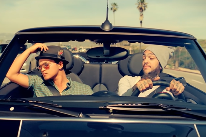 Lirik Lagu Dan Chord 'Billionaire' - Travie McCoy Ft. Bruno Mars ...