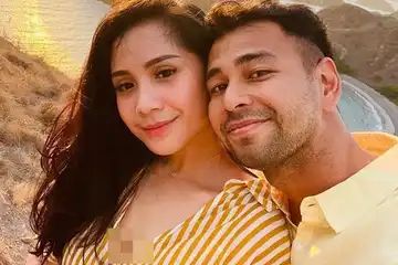 Ilustrasi Artis yang Blak-Blakan Bongkar Urusan Ranjang