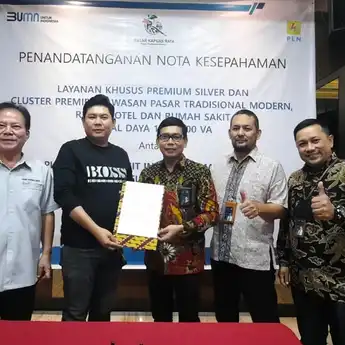 Dorong Pertumbuhan Dunia Usaha di Kabupaten Sintang, PLN Kalbar Hadirkan Listrik yang Andal