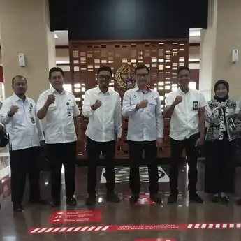 Waspada Hoaks dan APK Bodong, Pemerintah Ajak Warga Melek Digital