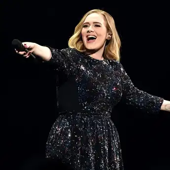 Lirik Lagu 'Hometown Glory' – Adele, Lengkap dengan Terjemahannya