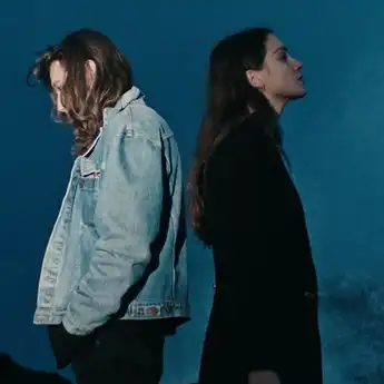 Hits TikTok, Ini Lirik Lagu  Sex (Catching Feelings) oleh EDEN