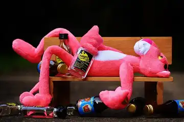 Ilustrasi, apa arti kata tipsy bahasa gaul yang banyak digunakan anak muda sekarang