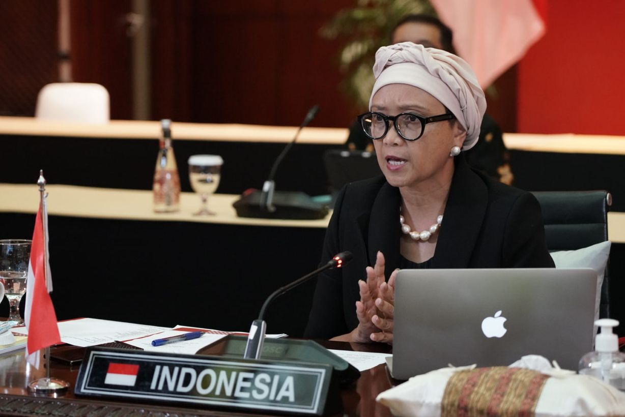 Menlu Retno dalam Konferensi Tingkat Menteri ​Luar Biasa (KTM-LB) Organisasi Kerja Sama Islam (OKI) yang berlangsung secara daring.