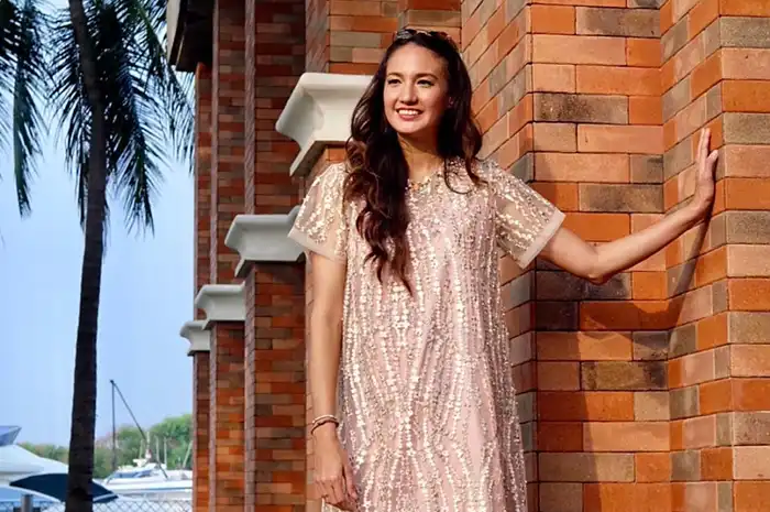 5 Seleb Cantik Ini Punya Tinggi Badan di Atas Rata-rata, Semampai ...