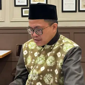 Arlan dan Franky Nasril Menjadi Pasangan Pertama yang Mendaftar dalam Pilkada Prabumulih 2024
