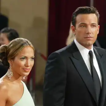 Ben Affleck Pakai Jam Tangan yang Diberi Jennifer Lopez di Tahun 2002, Balikan?