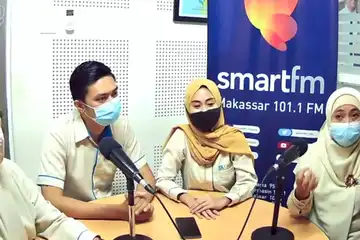 Talkshow Smart FM Makassar bersama koads, komunitas orang tua anak dengan sindrom down