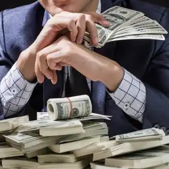 5 Shio yang Bakal Tajir Melintir dalam Waktu Dekat, Bisa Beli Macbook 2023 Cash